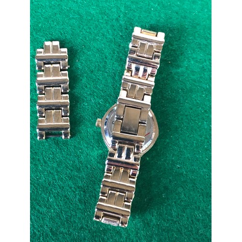 125 - Jean Marc quartz watch in gold plate and bling.