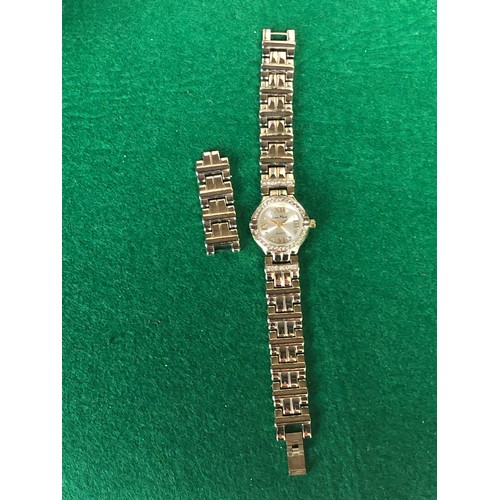 125 - Jean Marc quartz watch in gold plate and bling.