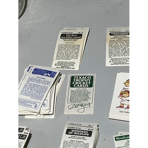 160 - Cigarette cards including sticky back PG Tips monkeys