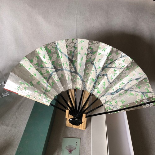 174 - Oriental fan and stand complete with box and instructions