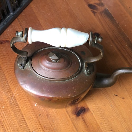 190 - Copper kettle with ceramic handle