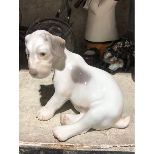 351 - Bing & Grøndahl puppy figurine