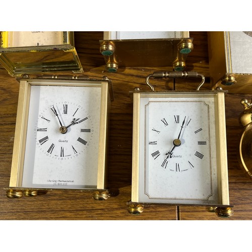 375 - 5 quartz carriage clocks and a wind up alarm clock