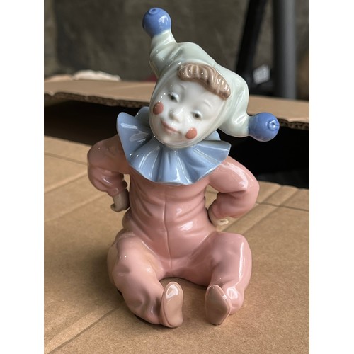 381 - NAO by Lladro Clown figurine