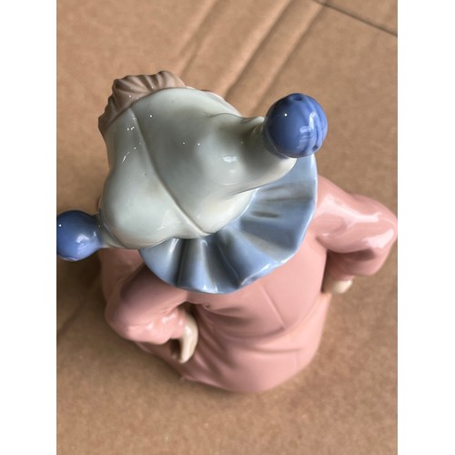 381 - NAO by Lladro Clown figurine