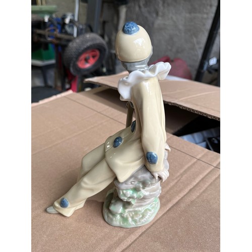 382 - NAO by Lladro Clown figurine