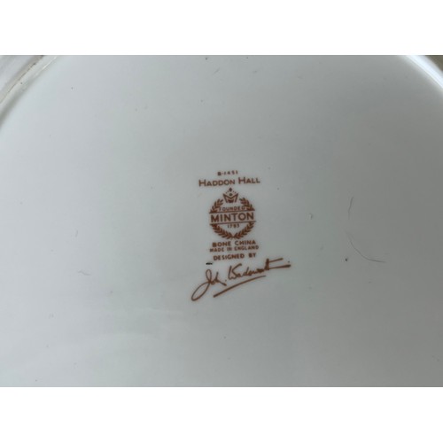 439 - Minton Haddon Hall  dinner plate