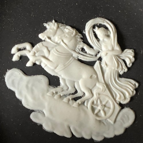 450 - 2 Wedgwood items