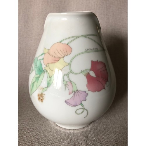 458 - Hutschenreuther porcelain vase in decor Calypso signed Leonard Paris