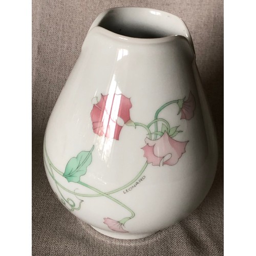 458 - Hutschenreuther porcelain vase in decor Calypso signed Leonard Paris