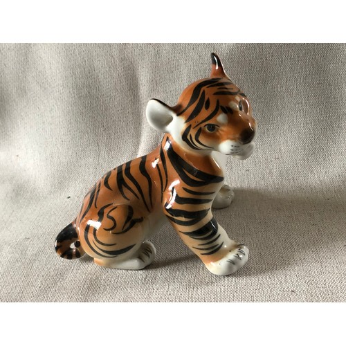 500 - Lomonosov USSR Tiger figurine.