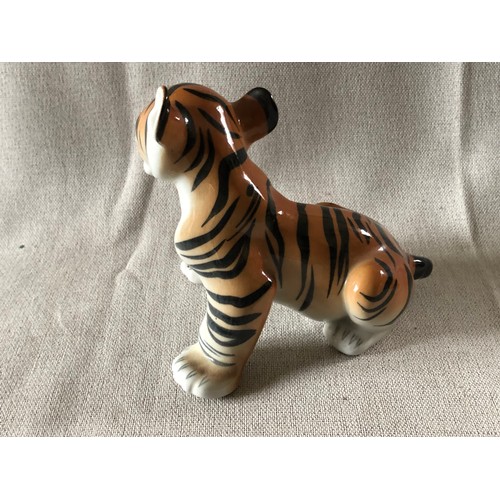 500 - Lomonosov USSR Tiger figurine.