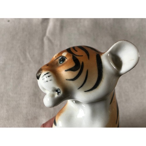 500 - Lomonosov USSR Tiger figurine.