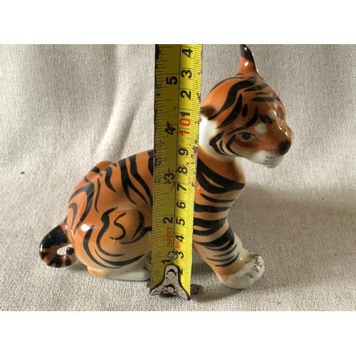 500 - Lomonosov USSR Tiger figurine.