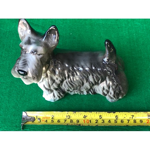 514 - Cooper craft ceramic dog figurine