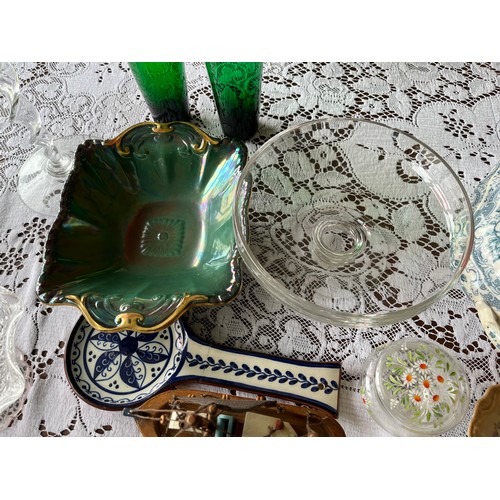 527 - Mixed lot of China and Glass