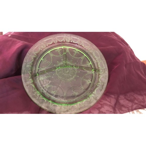 643 - Anchor Hocking segmented uranium glass plate. UV reactive