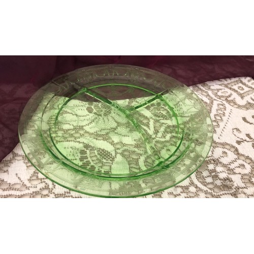 643 - Anchor Hocking segmented uranium glass plate. UV reactive