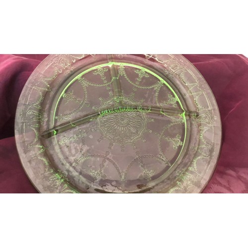 643 - Anchor Hocking segmented uranium glass plate. UV reactive