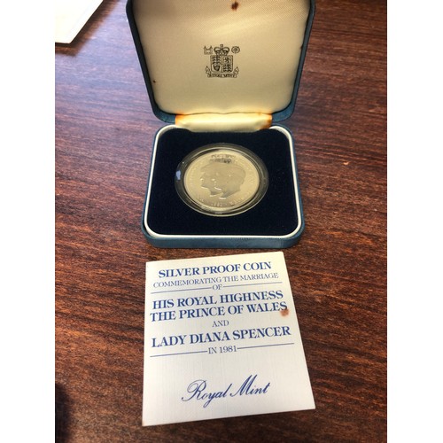 997 - Prince, Charles and Lady Diana Spencer, 1981, silver proof crown. Certificate boxed