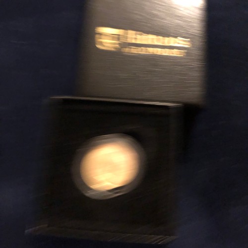 1087 - 2018 65th Anniversary of the Coronation 22 carat (916.7) gold 1/4 Sovereign Proof Coin 1.97g in Caps... 