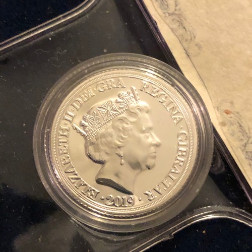 1093 - 2019 UK 'The World's First Silver Sovereign'  Proof Coin 7.98g in Capsule. First strike Limited edit... 