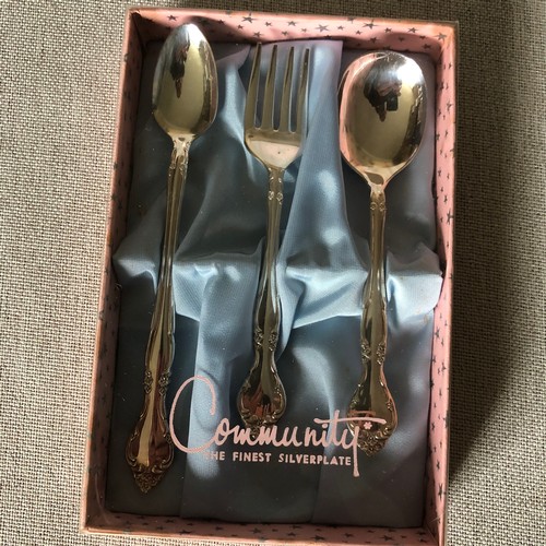 1150 - Community silver plated fork and spoon set