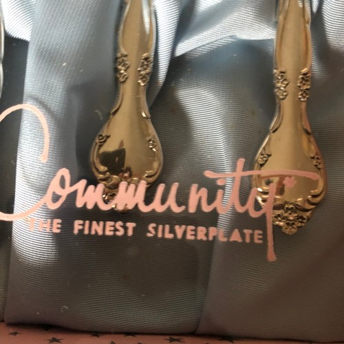 1150 - Community silver plated fork and spoon set