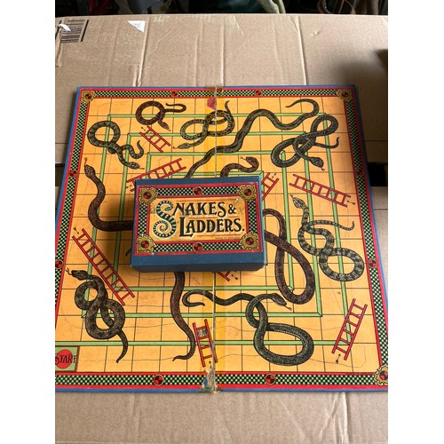 1448 - Vintage Snakes and Ladders