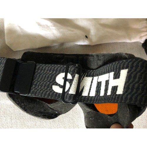 1532 - Smith Ski googles / mask. With PMT air flow system c/w bag