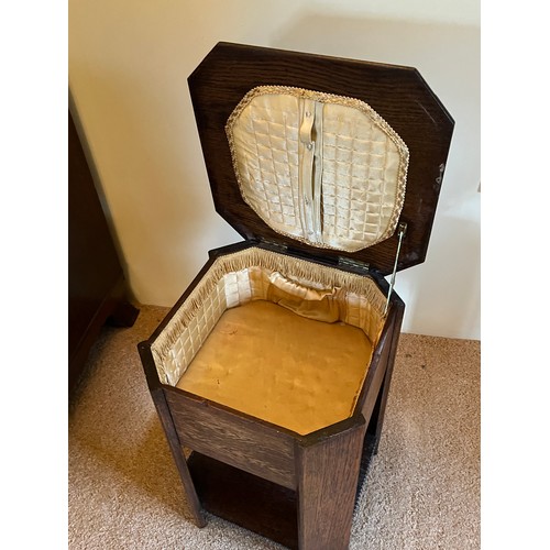 1854 - Lovely sewing box. Lined with shelf