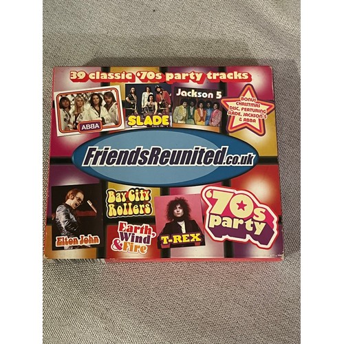 2216 - Friends reunited. 39 classic 70s party tracks. 3CD