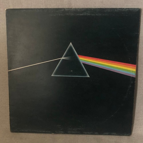 2221 - Pink Floyd - The Dark Side of the Moon. LP EMI Harvest SHVL 804 
This copy of the Pink Floyd's eight... 