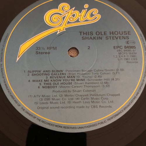 3259 - Shakin’ Stevens. This ole house. Epic EPC 84985