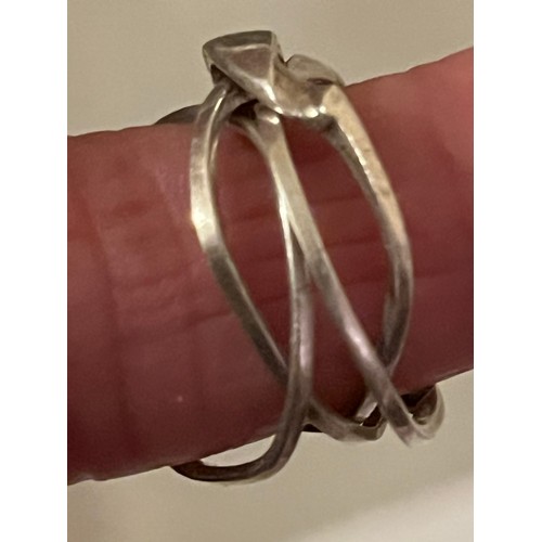 7 - 4 band silver  .925 puzzle ring. Size M