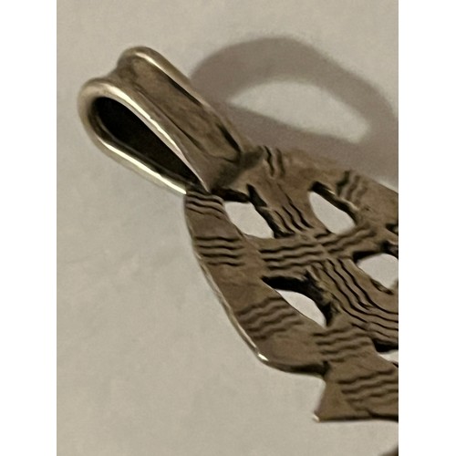 8 - Sterling silver decorative cross 3