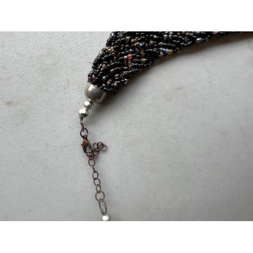 97 - Bead necklace