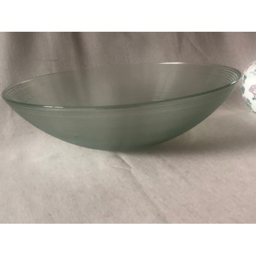 283 - Arcroc green beehive 12” fruit bowl.