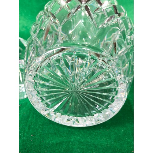 395 - Cut crystal decanter.