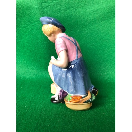 399 - Royal Doulton figurine. The homecoming  HN3295  Modelled by Adrian Hughes. Number 185 In a limited e... 