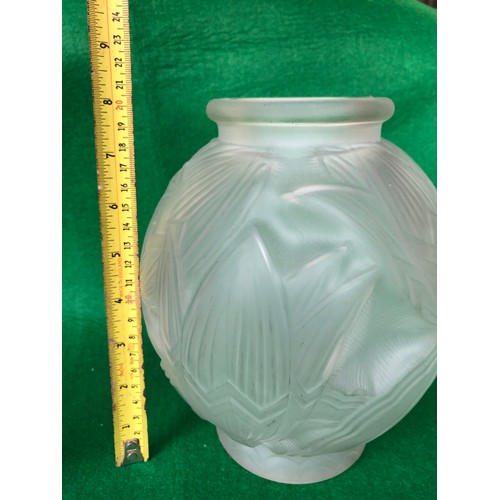 420 - Opalescent art deco Glass Pond Lilies vase