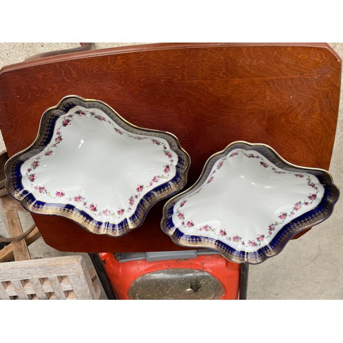 484 - Pair of Scalloped Wedgwood antique plates in gold and colbalt blue with floral pattern