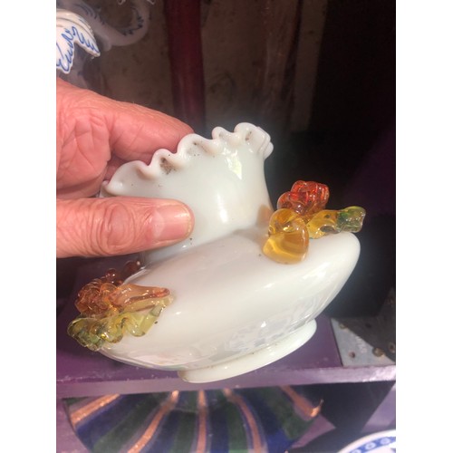 500 - A wonderful Victorian 1890's opaque custard glass vase, with applied amber edging to the crimped rim... 