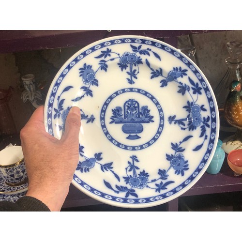 504 - 6 Minton plates