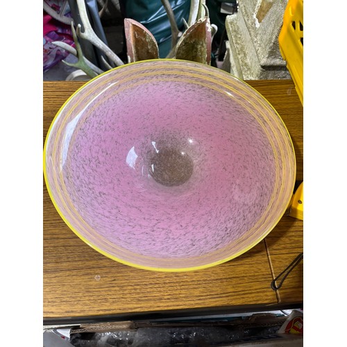 520 - Scottish footed glass tazza or cake stand in pastel pink and yellow