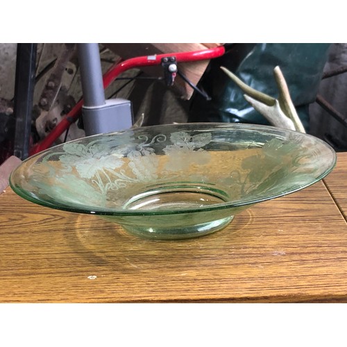 523 - Large green glass grape and tendril fruit bowl