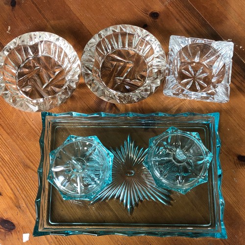 549 - Art deco pressed glass to include a blue dressing table set.