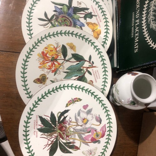 617 - Portmeirion vase and six boxed place mats