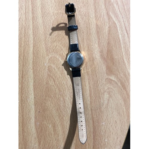 124 - Sekonda water resistant to 30 meters Quartz watch.