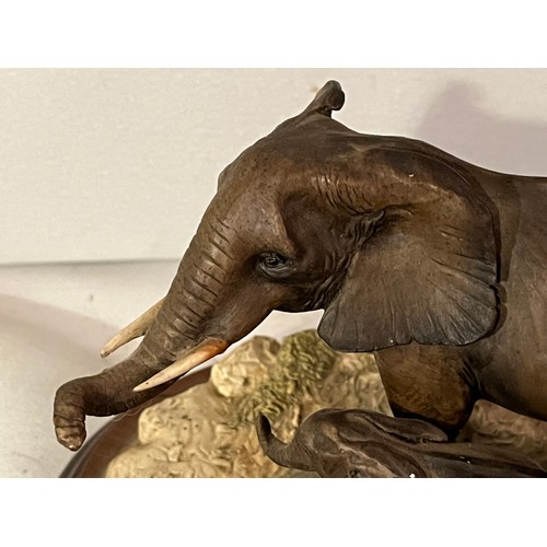 238 - Border Fine Arts RW16 African Elephant and Calf from the WWF Chilton collection.